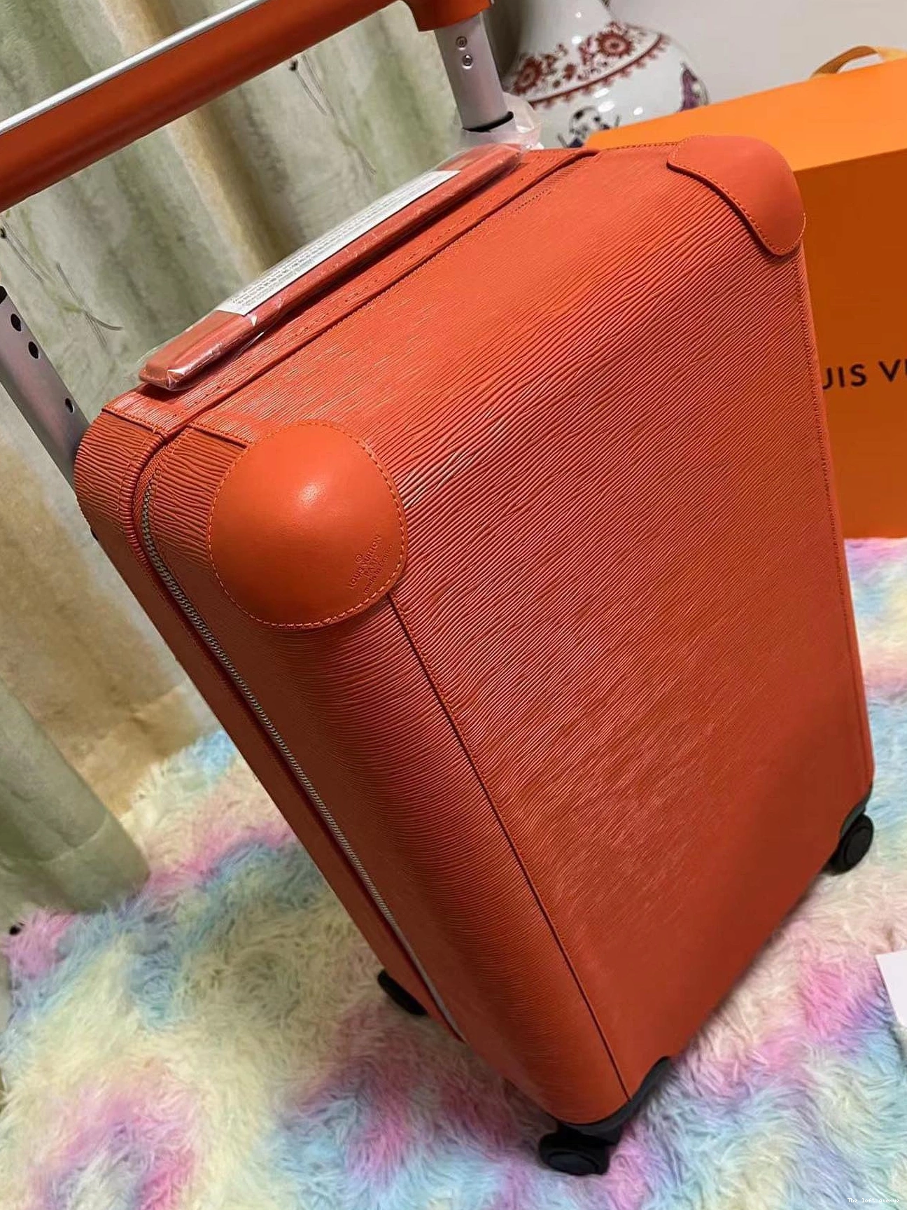 CUSTOM ORANGE CABIN HORIZON SUITCASE 55 37L 0808